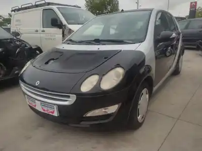 Здавання транспортного засобу SMART FORFOUR Básico (70kW) року 2004 потужний 135930