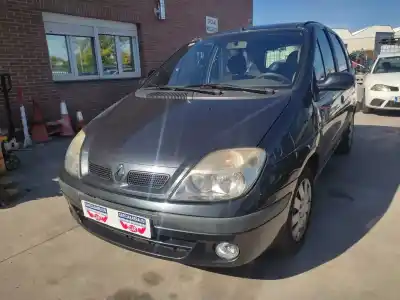 Veicolo di demolizione renault scenic (ja..) 1.6 16v authentique (ja0b/11) dell'anno 2001 alimentato k4m708