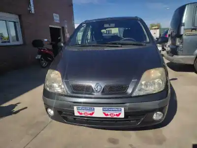 Veicolo di demolizione renault scenic (ja..) 1.6 16v authentique (ja0b/11) dell'anno 2001 alimentato k4m708