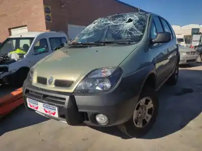 Veicolo di demolizione RENAULT SCENIC (JA..) 1.9 DCI Authentique dell'anno 2002 alimentato F9Q748
