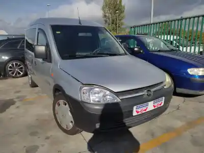 Veicolo di demolizione OPEL COMBO Familiar dell'anno 2002 alimentato Y17DTL