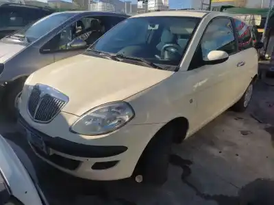 Veicolo di demolizione LANCIA YPSILON (101) 1.3 16V Multijet Argento dell'anno 2005 alimentato 188A9000