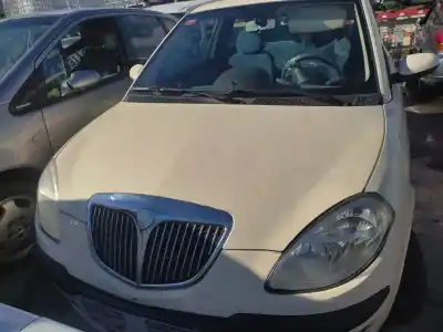 Здавання транспортного засобу lancia ypsilon (101) 1.3 16v multijet argento року 2005 потужний 188a9000