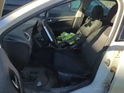 Veículo de Sucata citroen c4 lim. sport do ano 2011 alimentado 9hr