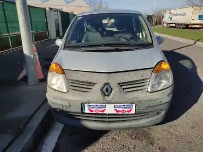 Veicolo di demolizione renault modus 1.5 dci diesel dell'anno 2004 alimentato k9k750