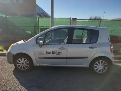 Veicolo di demolizione renault modus 1.5 dci diesel dell'anno 2004 alimentato k9k750