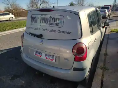 Veicolo di demolizione renault modus 1.5 dci diesel dell'anno 2004 alimentato k9k750