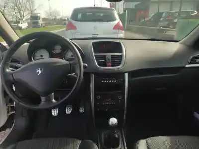 Sloopvoertuig peugeot 207 gt van het jaar 2010 aangedreven 5fx