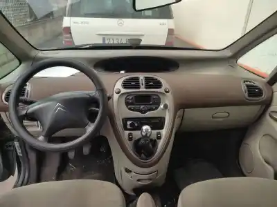 Sloopvoertuig citroen xsara picasso (n68) 1.6 hdi van het jaar 2005 aangedreven 