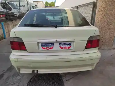 Veículo de Sucata bmw serie 3 compacto (e36) 318tds do ano 1999 alimentado 174t10