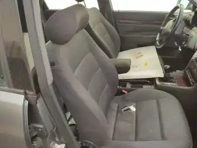 Veículo de Sucata audi a4 berlina (b5) 1.9 tdi do ano 2000 alimentado avg