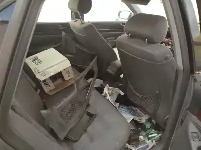 Veículo de Sucata audi a4 berlina (b5) 1.9 tdi do ano 2000 alimentado avg