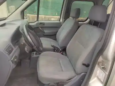 Veículo de Sucata ford tourneo connect (tc7) 1.8 tdci cat do ano 2008 alimentado rwpa