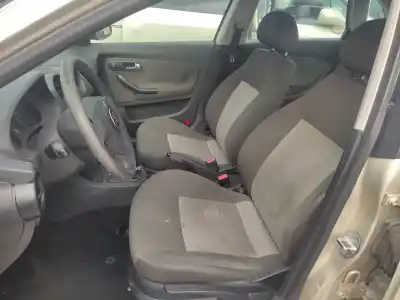 Veículo de Sucata seat                                               cordoba berlina (6l2)                                                                                                                                                                                                                                      1.9 tdi                                                                                                                                                                                                                                                    do ano 2005 alimentado atd