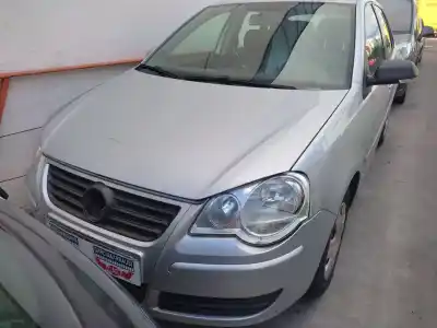 Veículo de Sucata volkswagen polo (9n_, 9a_) 1.4 16v do ano 2006 alimentado bud