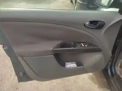 Vehicul casat seat altea (5p1) 1.6 al anului 2006 alimentat bgu