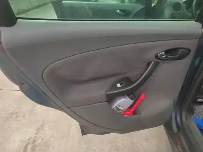 Vehicul casat seat altea (5p1) 1.6 al anului 2006 alimentat bgu