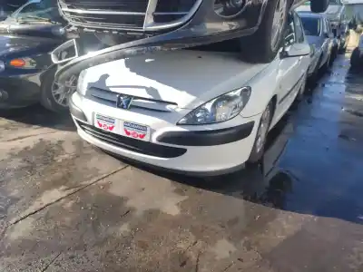 Sloopvoertuig peugeot 307 (3a/c) 2.0 hdi 90 van het jaar 2002 aangedreven rhy