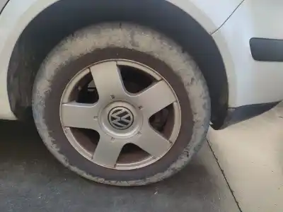 Veículo de Sucata volkswagen golf iv (1j1) 1.9 tdi do ano 1999 alimentado agr