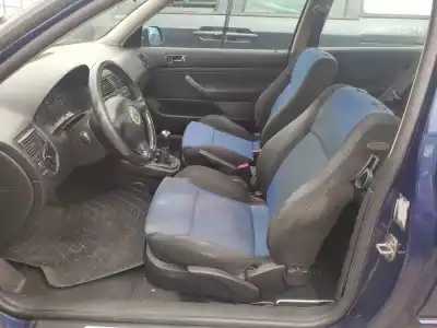 Veículo de Sucata volkswagen golf iv (1j1) 1.9 tdi do ano 2000 alimentado ahf,asv