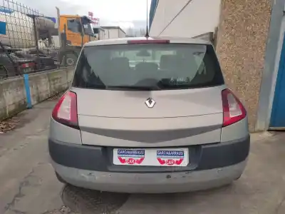 Scrapping Vehicle renault megane ii sedán (lm0/1_) 1.5 dci (lm02, lm13, lm2a) of the year 2004 powered k9k728