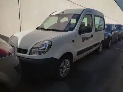 Véhicule à la ferraille RENAULT KANGOO (KC0/1_) 1.5 DCI (KC07) de l'année 2003 alimenté K9K700