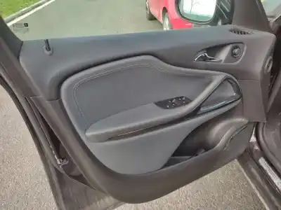 Здавання транспортного засобу opel zafira tourer c (p12) 2.0 cdti (75) року 2013 потужний a20dth