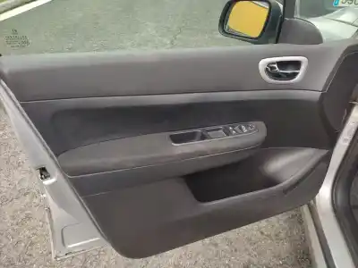 Veículo de Sucata peugeot 307 (3a/c) 1.6 hdi 110 do ano 2005 alimentado 9hy