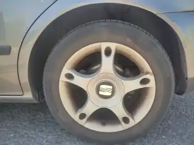 Scrapping Vehicle seat leon (1m1) 1.9 tdi of the year 2004 powered asz