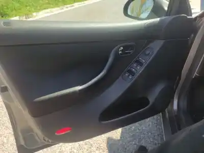 Scrapping Vehicle seat leon (1m1) 1.9 tdi of the year 2004 powered asz