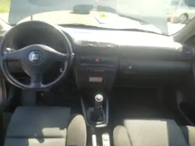 Scrapping Vehicle seat leon (1m1) 1.9 tdi of the year 2004 powered asz