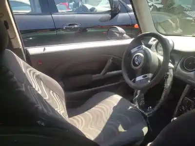 Здавання транспортного засобу mini mini (r50, r53) one d року 2003 потужний 1nd