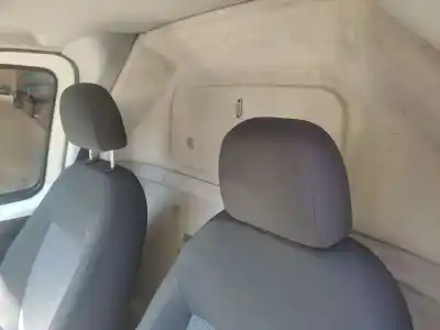 Veicolo di demolizione peugeot bipper (aa_) 1.4 hdi dell'anno 2010 alimentato 8hs