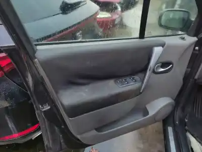 Здавання транспортного засобу renault scenic iii grand dynamique року 2008 потужний f9q818