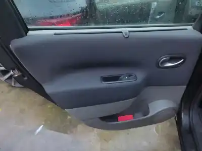 Здавання транспортного засобу renault scenic iii grand dynamique року 2008 потужний f9q818