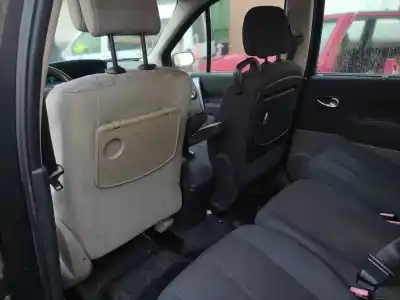 Здавання транспортного засобу renault scenic iii grand dynamique року 2008 потужний f9q818