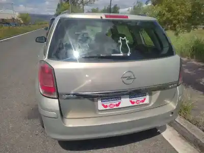 Veículo de Sucata opel astra h ranchera familiar (a04) 1.7 cdti (l35) do ano 2005 alimentado z17dth