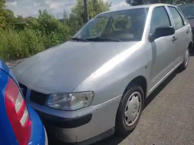 Vehículo de desguace SEAT IBIZA II (6K1)  del año 2001 con motor AUA