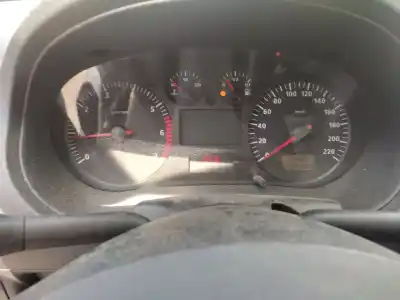 Veículo de Sucata seat ibiza ii (6k1) 1.4 i do ano 2000 alimentado akk