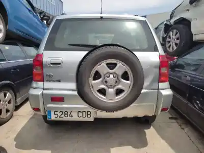 Vehicul casat toyota rav 4 ii (_a2_) 2.0 d 4wd (cla20_, cla21_) al anului 2002 alimentat 1cdftv