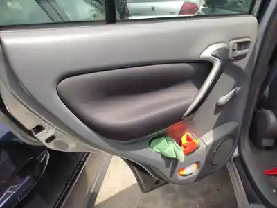 Vehicul casat toyota rav 4 ii (_a2_) 2.0 d 4wd (cla20_, cla21_) al anului 2002 alimentat 1cdftv