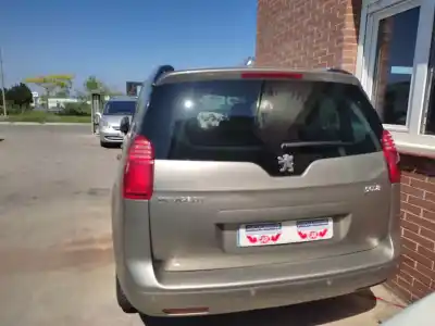 Veicolo di demolizione peugeot 5008 (0u_, 0e_) 1.6 hdi dell'anno 2013 alimentato 9h05