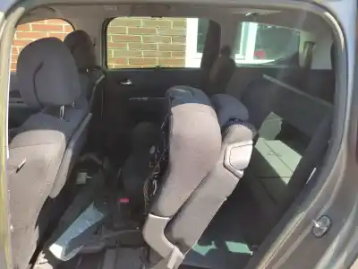 Veicolo di demolizione peugeot 5008 (0u_, 0e_) 1.6 hdi dell'anno 2013 alimentato 9h05