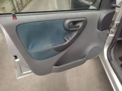 Здавання транспортного засобу opel                                               corsa c (x01)                                                                                                                                                                                                                                              1.2 (f08, f68) року 2001 потужний z12xe
