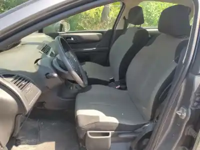 Здавання транспортного засобу citroen c4 i (lc_) 1.6 hdi року 2010 потужний 9hx