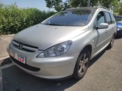 Здавання транспортного засобу PEUGEOT 307 SW (3H)  року 2004 потужний RHS
