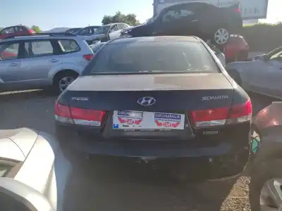 Sloopvoertuig hyundai sonata (nf) 2.0 crdi cat van het jaar 2006 aangedreven d4ea