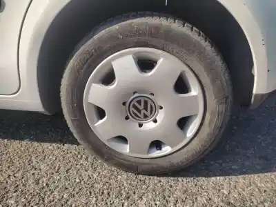 Veículo de Sucata volkswagen polo (9n_, 9a_) 1.2 12v do ano 2002 alimentado azq