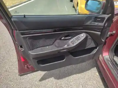 Veículo de Sucata bmw 5 (e39) 523 i do ano 2000 alimentado 256s4