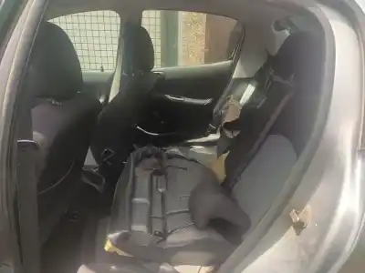 Veículo de Sucata peugeot 206 fastback (2a/c) 1.4 hdi eco 70 do ano 2004 alimentado 8hx